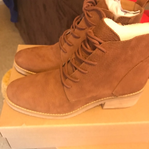 Booties - Picture 4 of 6